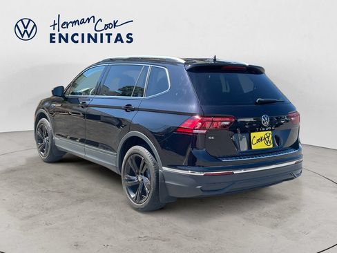 Certified 2023 Volkswagen Tiguan SE FWD image 3