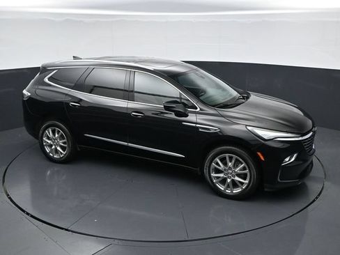 Used 2023 Buick Enclave Essence w/ Experience Buick Package FWD image 35