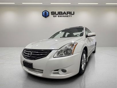Used 2011 Nissan Altima 2.5 SL w/ Technology Pkg