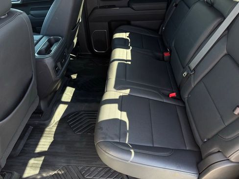 Used 2024 Chevrolet Silverado 1500 LT Trail Boss w/ LT Trail Boss Premium Package image 12