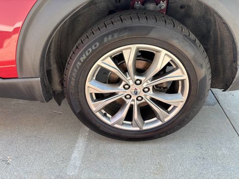 Used 2021 Ford Explorer Limited w/ Equipment Group 301A AWD/4WD image 25