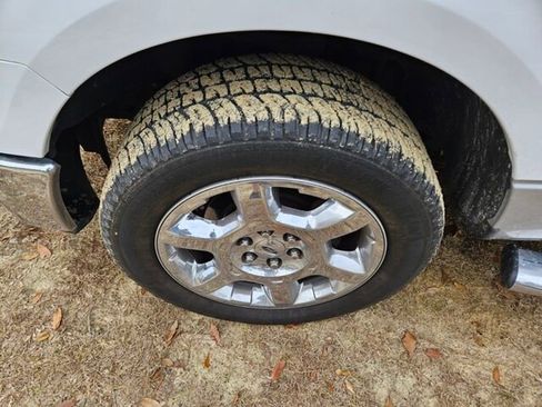 Used 2014 Ford F150 XLT w/ Equipment Group 302A Luxury image 5