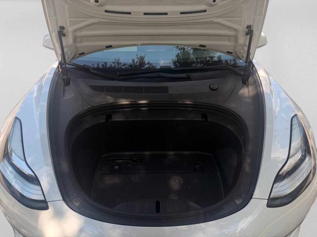 Used 2020 Tesla Model 3 Long Range AWD/4WD image 32