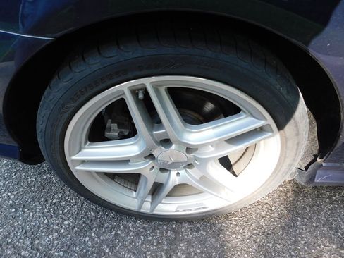 Used 2014 Mercedes-Benz C 300 4MATIC Sedan image 8