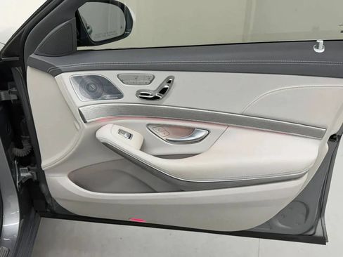 Used 2015 Mercedes-Benz S 550 Sedan image 18