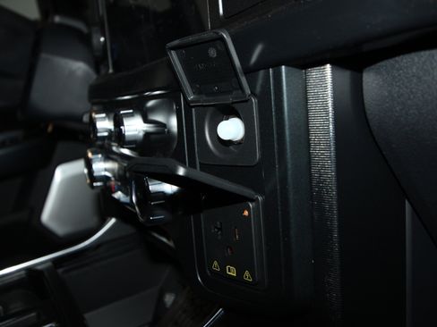 New 2025 Ford F150 Platinum w/ Equipment Group 702A High image 28