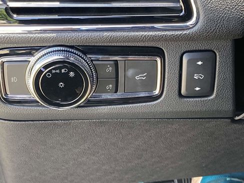 Used 2019 Lincoln Navigator Reserve AWD/4WD image 33