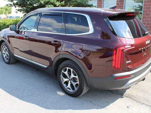 Used 2022 Kia Telluride EX w/ Towing Package AWD/4WD image 7
