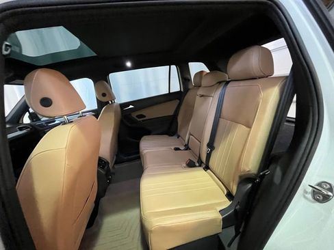 Certified 2024 Volkswagen Tiguan SE R-Line w/ MDO Package, Two-Row image 26