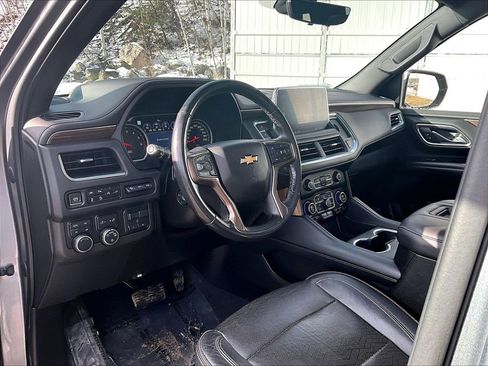 Used 2021 Chevrolet Tahoe High Country w/ Premium Package image 7
