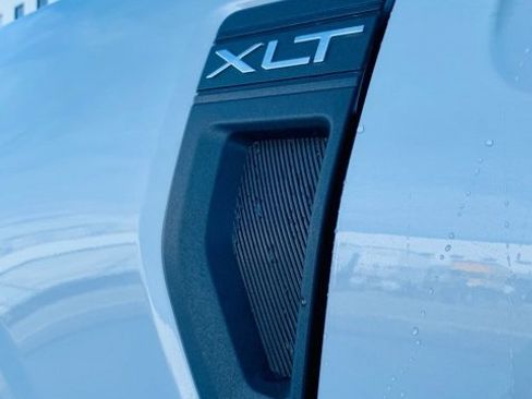 New 2026 Ford Maverick XLT w/ Equipment Group 301A image 9