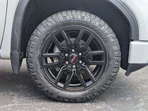 Used 2020 GMC Sierra 1500 Elevation AWD/4WD image 11