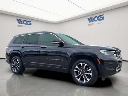Used 2022 Jeep Grand Cherokee L Overland w/ Luxury Tech Group IV image 3