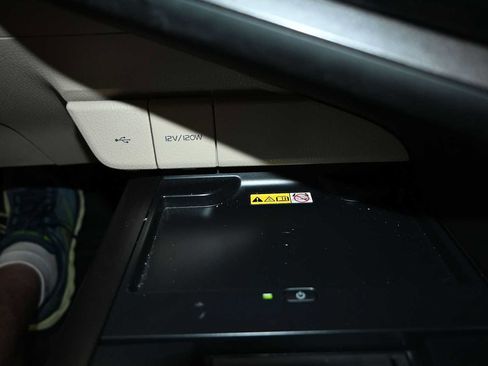 Used 2024 Toyota Camry XLE w/ Navigation Package FWD image 14