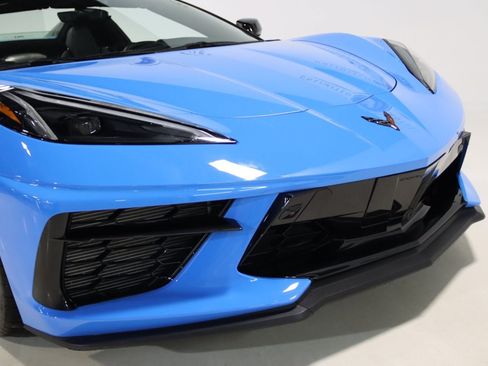 Used 2023 Chevrolet Corvette Stingray Preferred Conv w/ Battery Protection Package RWD image 27