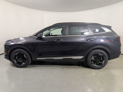 New 2026 Kia Sportage EX FWD image 4