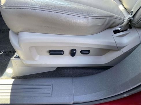 Used 2014 Ford Edge SEL w/ Equipment Group 204A image 10