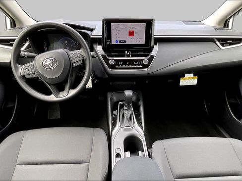 Used 2026 Toyota Corolla LE FWD image 15