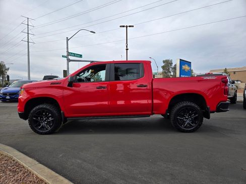 Used 2024 Chevrolet Silverado 1500 Custom Trail Boss w/ LPO, Dark Essentials Package image 3