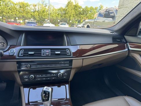 Used 2014 BMW 535i xDrive Sedan AWD/4WD image 34