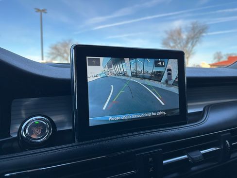 Used 2021 Lincoln Corsair AWD w/ Equipment Group 101A image 13