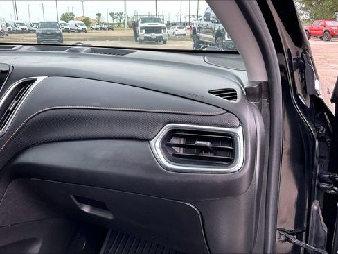 Used 2022 Chevrolet Equinox Premier FWD image 23