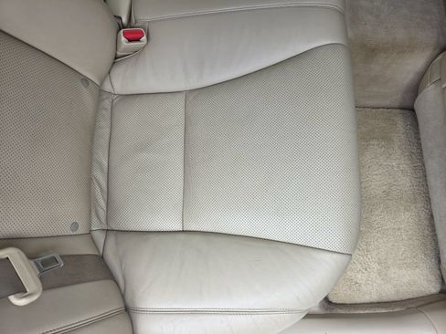 Used 2007 Lexus LS 460 RWD image 37
