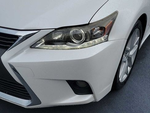 Used 2016 Lexus CT 200h w/ Accessory Package 2 FWD image 10