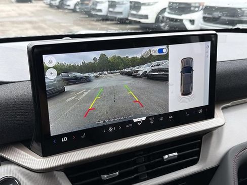 New 2026 Ford Explorer Active RWD image 28