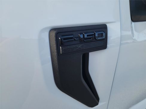 Used 2024 Ford F150 STX w/ Equipment Group 201A FX4 image 10