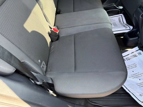 Used 2021 Honda HR-V EX image 29