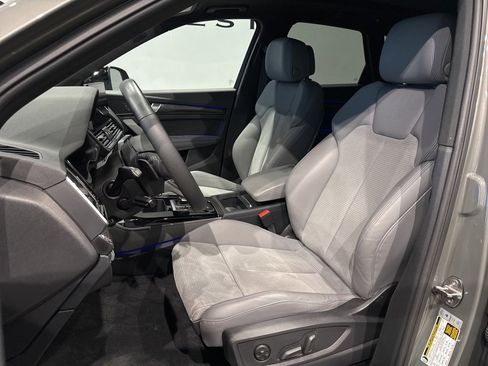 Used 2024 Audi SQ5 Prestige image 15
