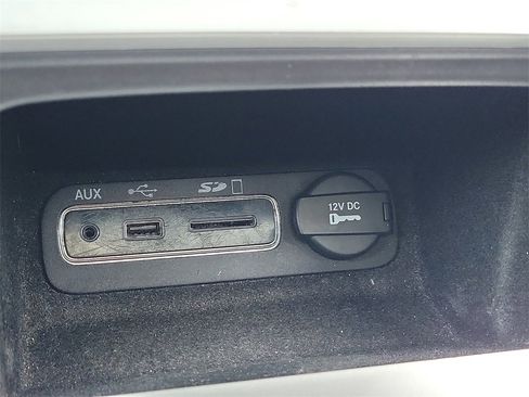 Used 2014 Jeep Grand Cherokee Overland image 32