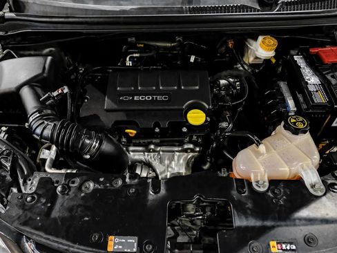 Used 2019 Chevrolet Sonic Premier FWD image 48