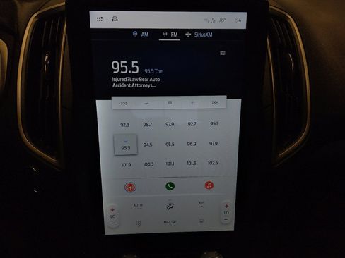 Used 2021 Ford Edge SE FWD image 25