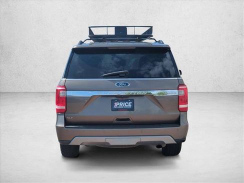Used 2019 Ford Expedition Max XLT w/ Equipment Group 201A AWD/4WD image 7