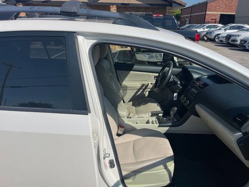 Used 2014 Subaru Crosstrek 2.0i Limited image 14