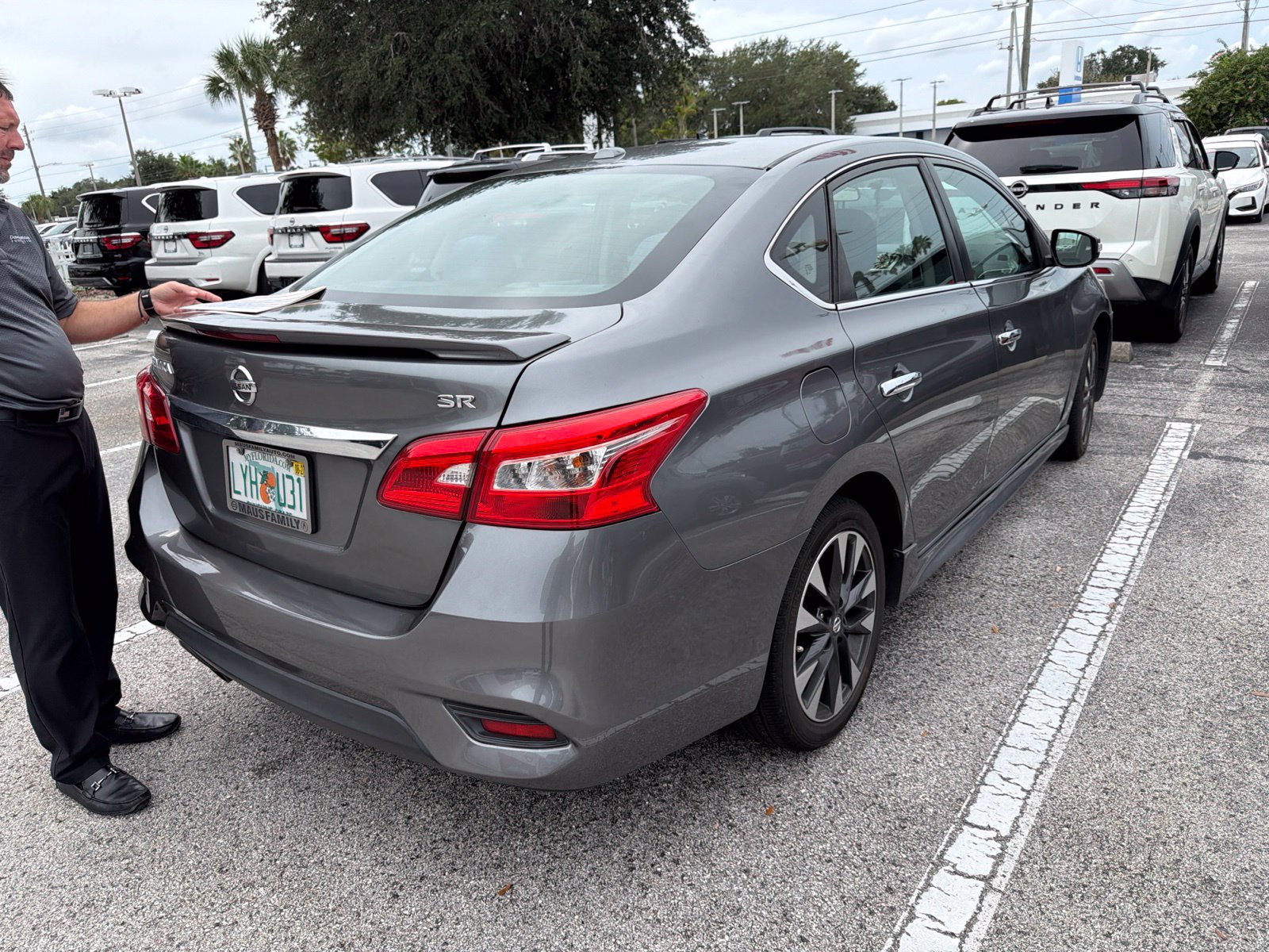 Used 2019 Nissan Sentra SR FWD image 4