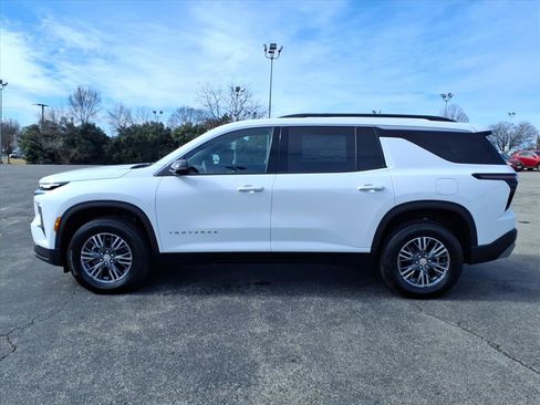 New 2026 Chevrolet Traverse LT w/ Driver Confidence Package image 6