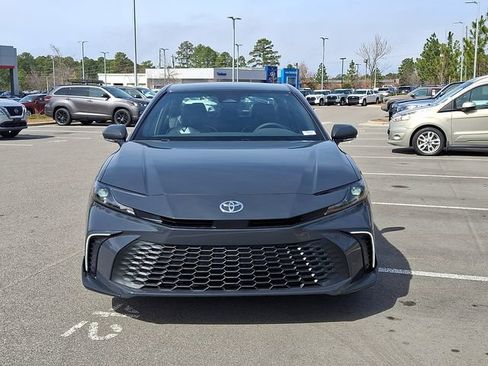 New 2026 Toyota Camry SE image 2