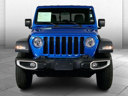 Used 2023 Jeep Gladiator Sport w/ Trailer Tow Package image 2