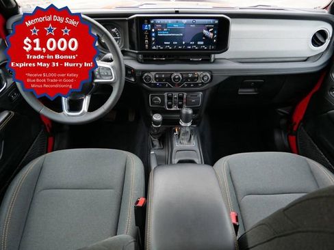 Used 2024 Jeep Wrangler Unlimited Sahara w/ Safety Group AWD/4WD image 13