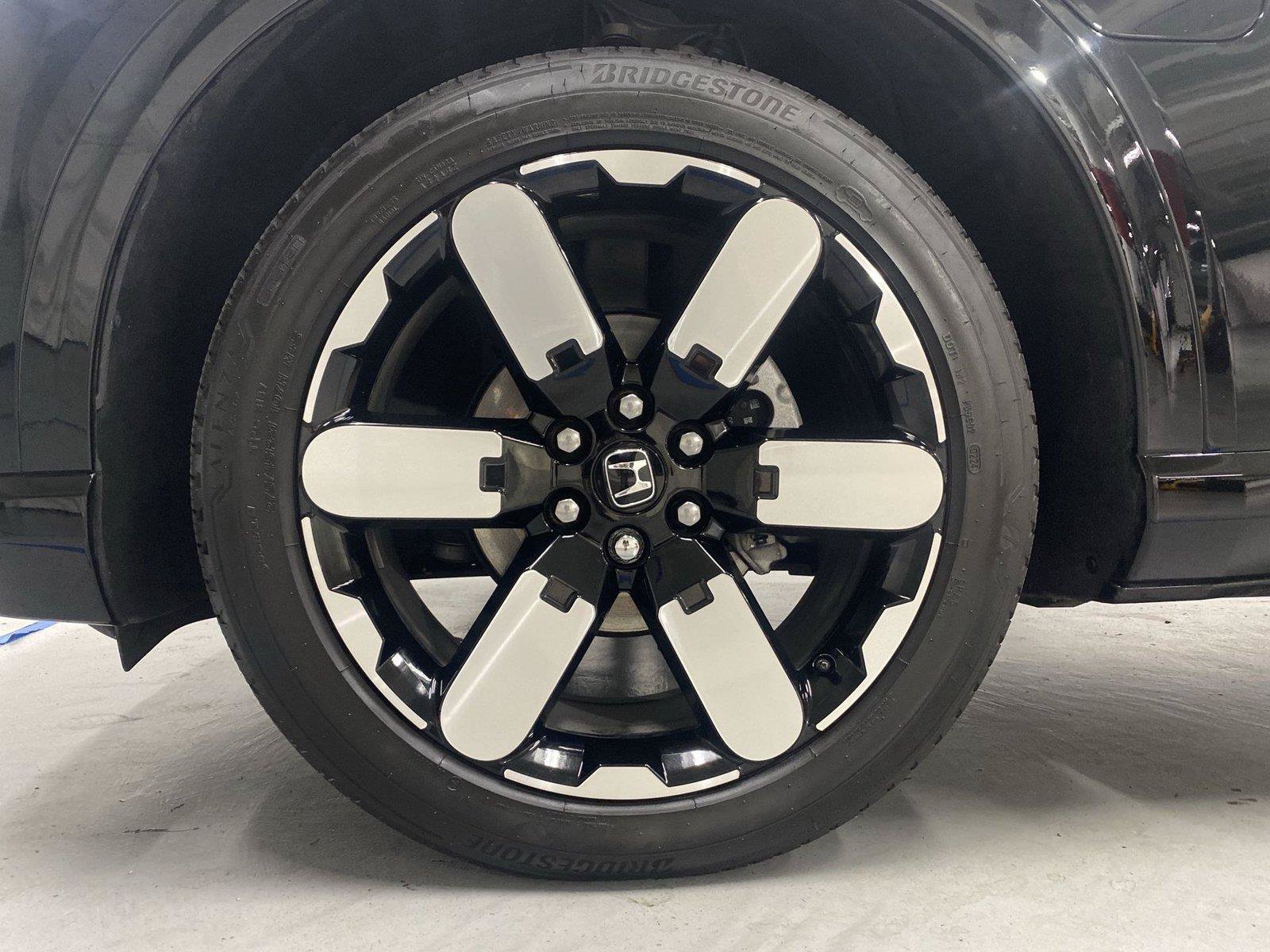 Used 2026 MINI Cooper 2-Door Hardtop FWD image 23