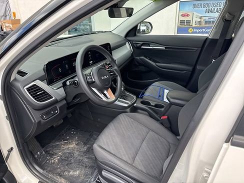 Certified 2024 Kia Seltos LX AWD/4WD image 8