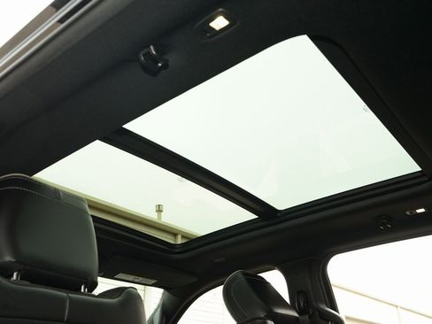 Used 2023 RAM 1500 Laramie image 21