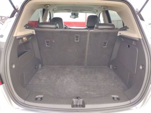 Used 2021 Buick Encore Preferred image 38