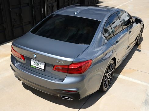 Used 2018 BMW 540i RWD image 15