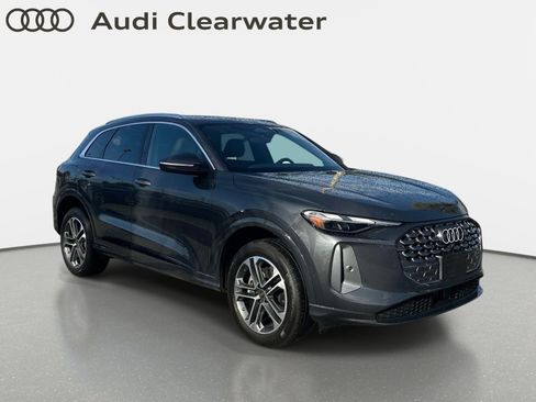 Used 2025 Audi Q5 Premium w/ Convenience Package AWD/4WD image 4