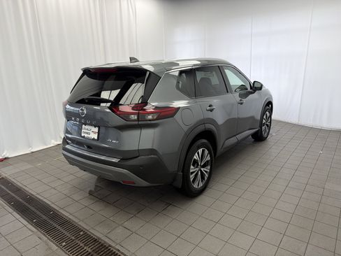 Used 2021 Nissan Rogue SV w/ Premium Package AWD/4WD image 5
