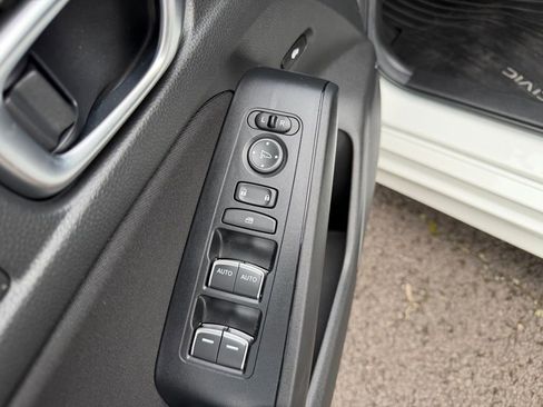 Certified 2024 Honda Civic Sport image 13